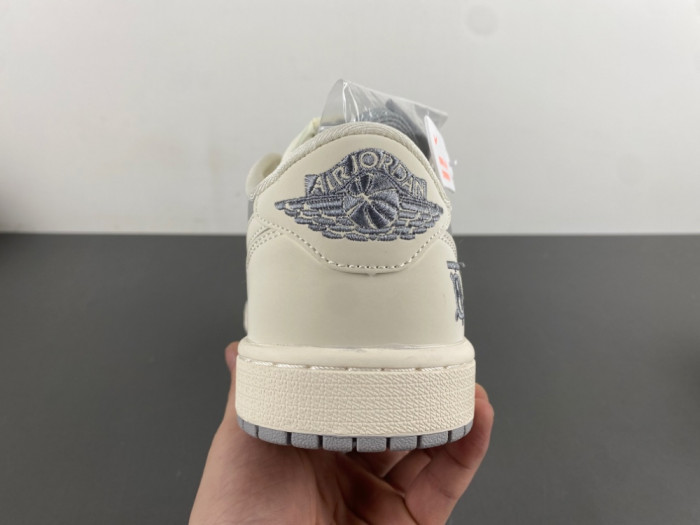 Travis Scott x Air Jordan 1 Low BB6588-315