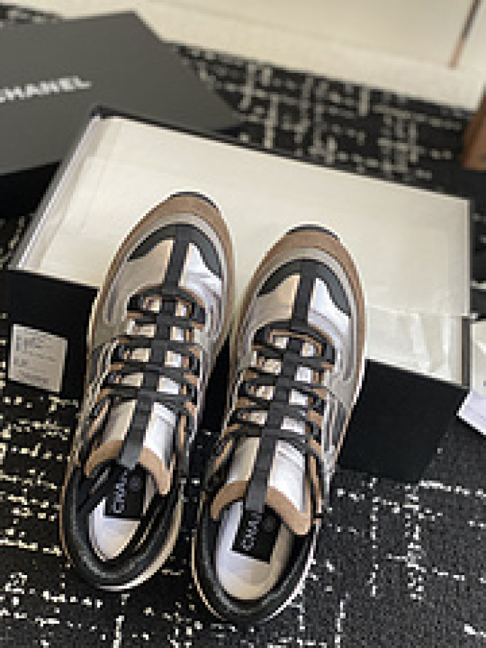 CHANEEL sneaker