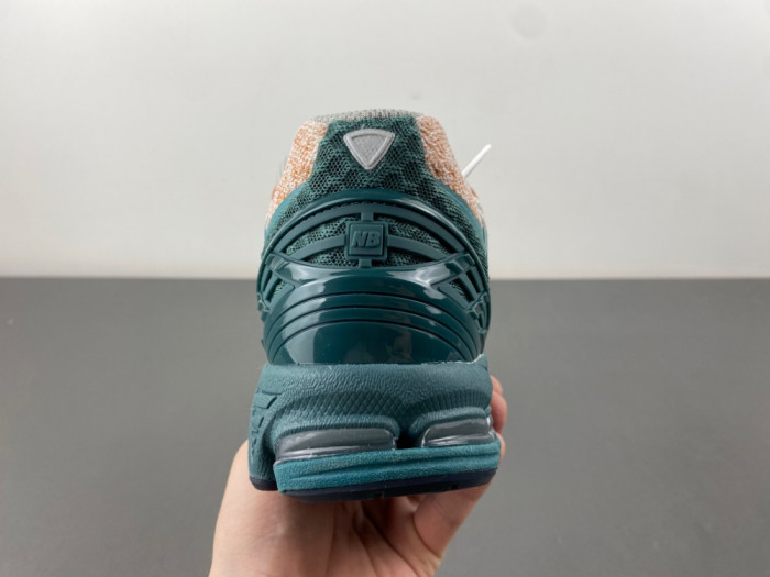 New Balance 1906 U1906WFB