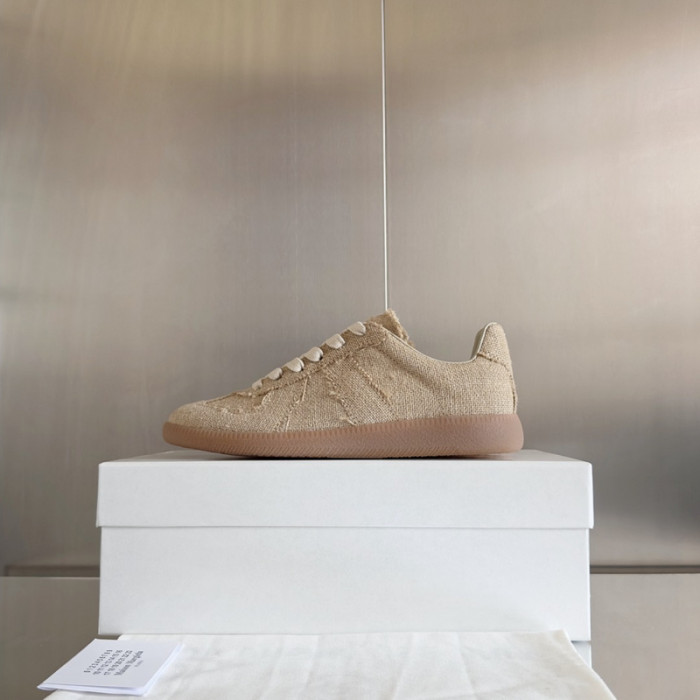 ma*s*n Ma*i*laa shoes