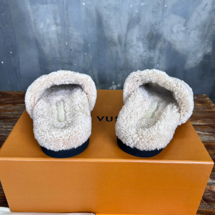 L&V SLIPPERS