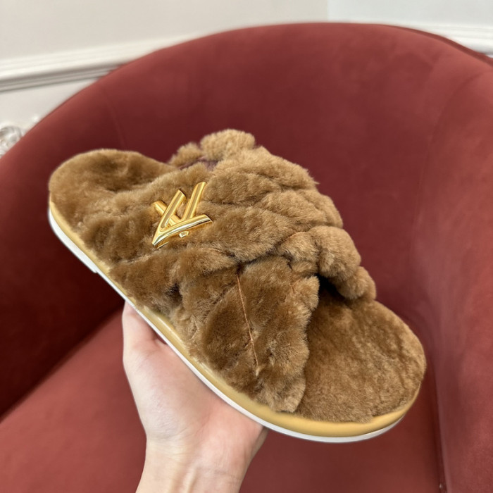 L&V SLIPPERS