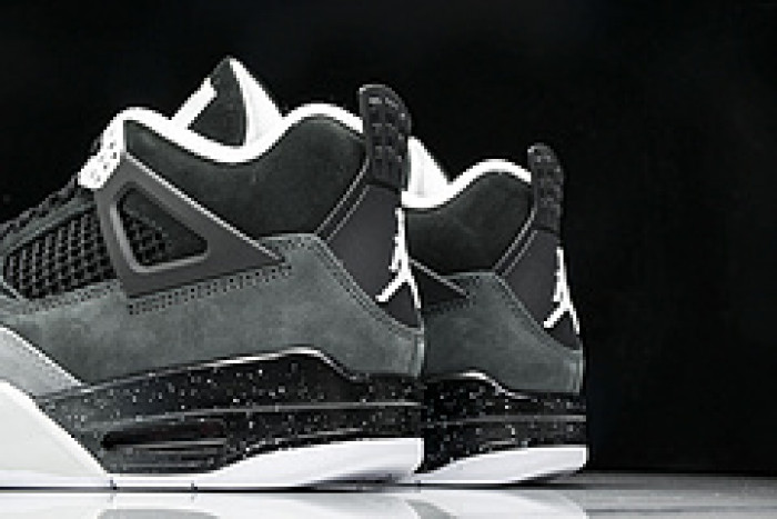 Air Jordan 4 Fear FQ8138-002