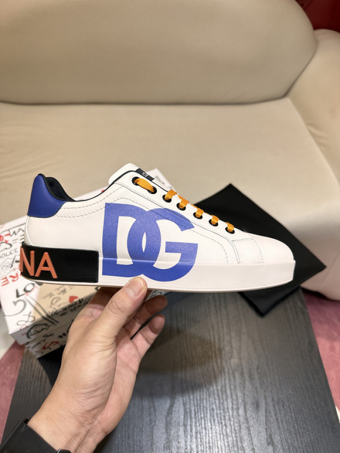 DG sneaker