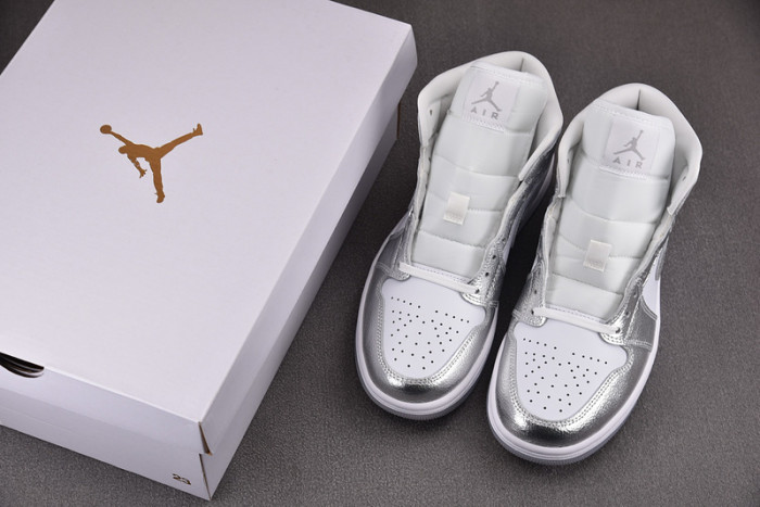 WMNS Air Jordan 1 Mid SE Metallic Silver FN5031-100