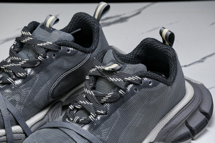 BLEN Phantom Sneaker