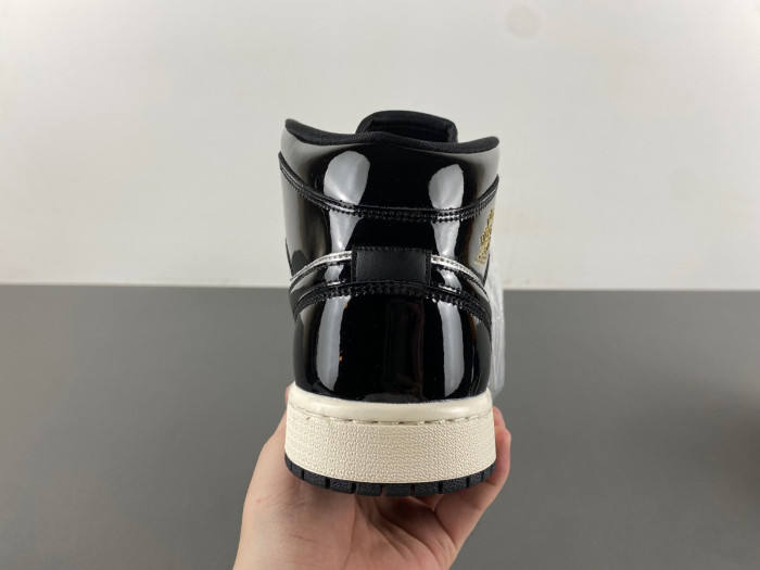 Air Jordan 1 Mid SE “ FZ39380-001