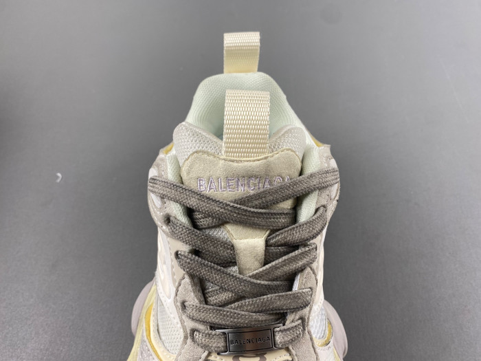 BLEN CARGO 785754 W2MV1 1160