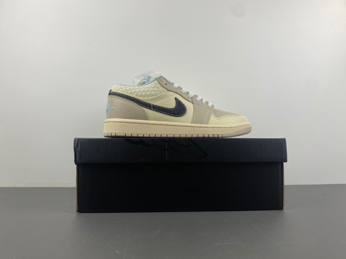 Air Jordan 1 Low HQ3440-101