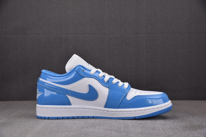 Air Jordan 1 Low SE White Legend Blue FZ2138-114